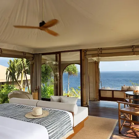 Arna Suites And Ocean Lounge